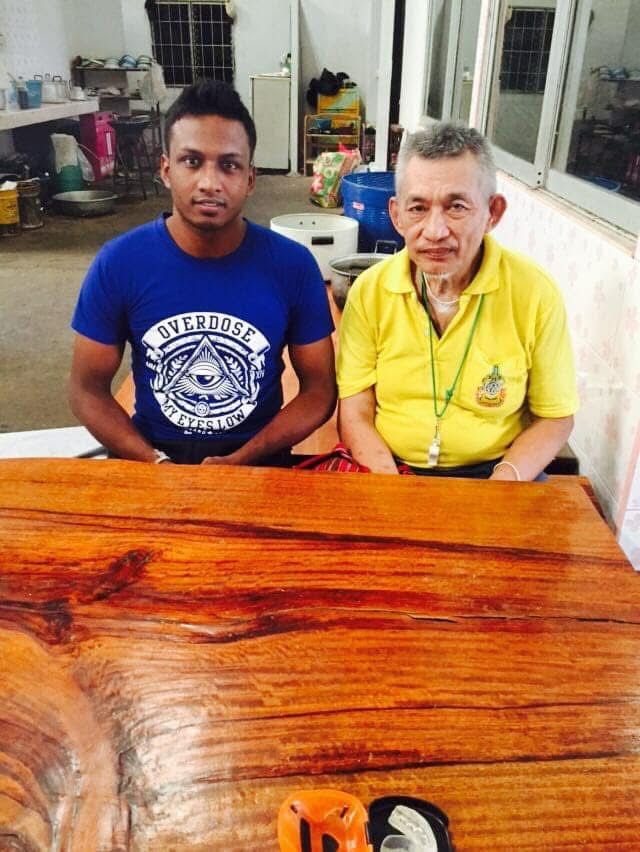 Nilanka Madushan with a mentor in Thailand
